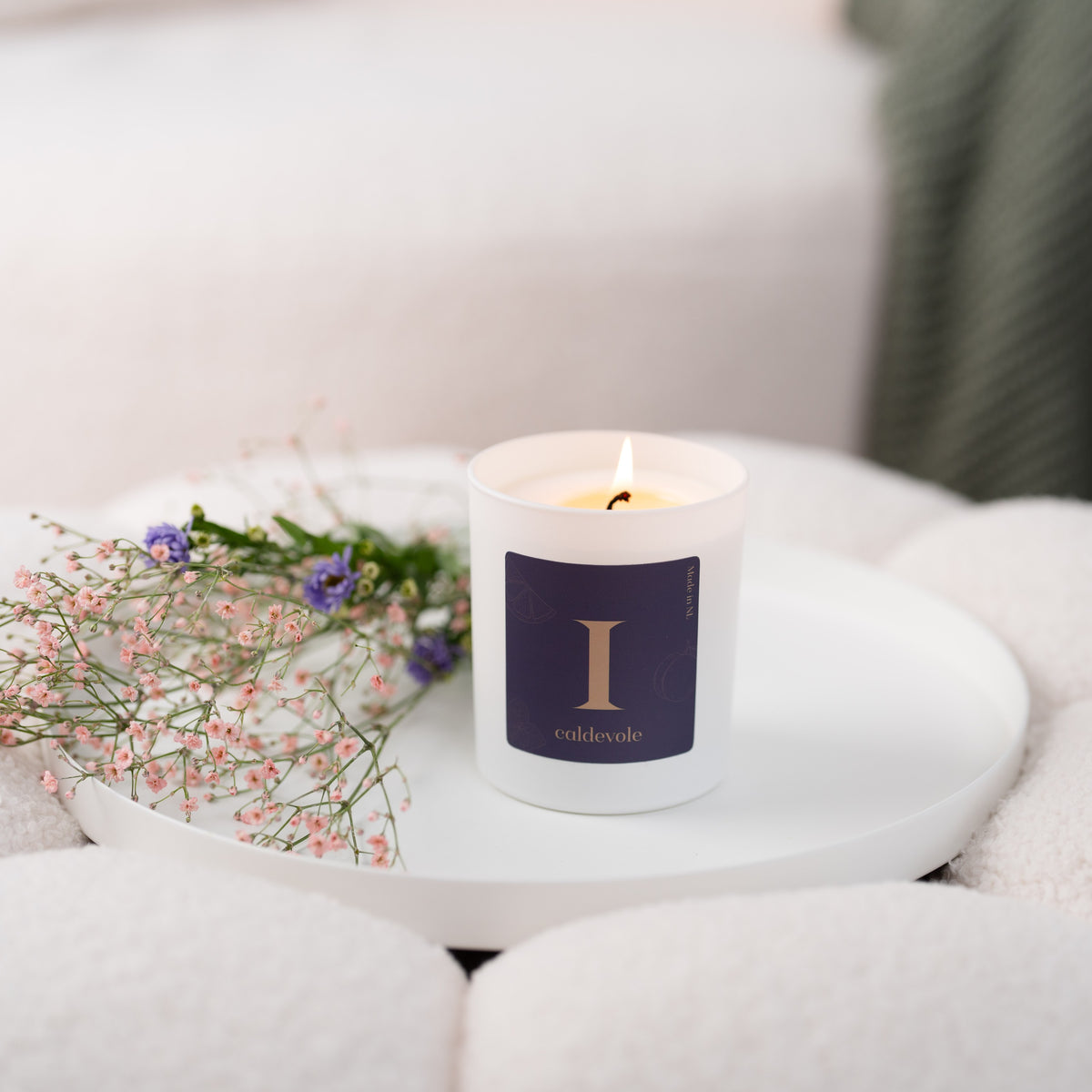 Number I Golden Amber Scented Candle